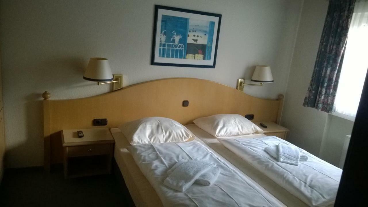 Blick In Die Suedeifel Biersdorf 外观 照片